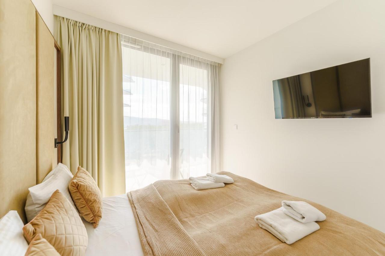 Apartament Waves - Baltic View By Noclegi Renters Miedzyzdroje Esterno foto